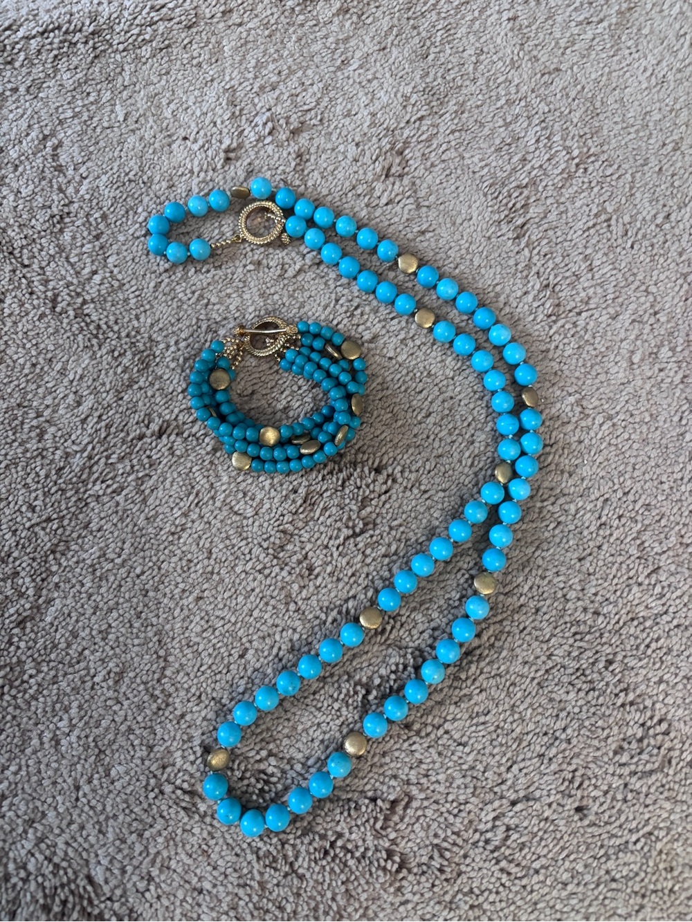 Turquoise Beaded Bracelet with Gold Accents - Women's Jewelry